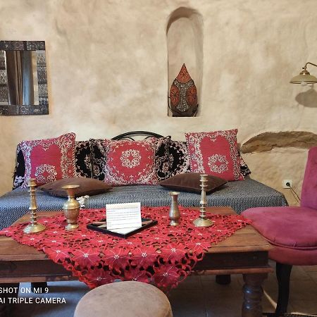 Troglodelice Bed & Breakfast Azay-le-Rideau Bagian luar foto