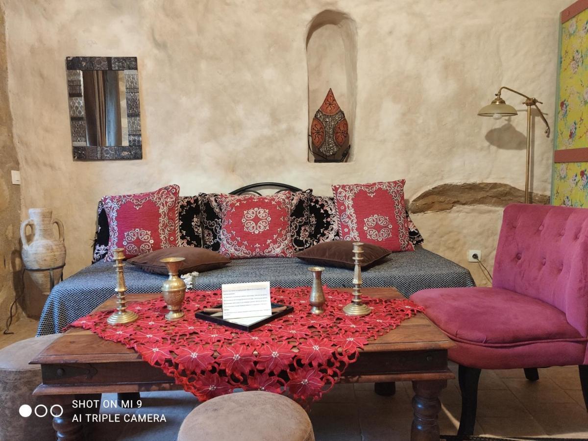 Troglodelice Bed & Breakfast Azay-le-Rideau Bagian luar foto