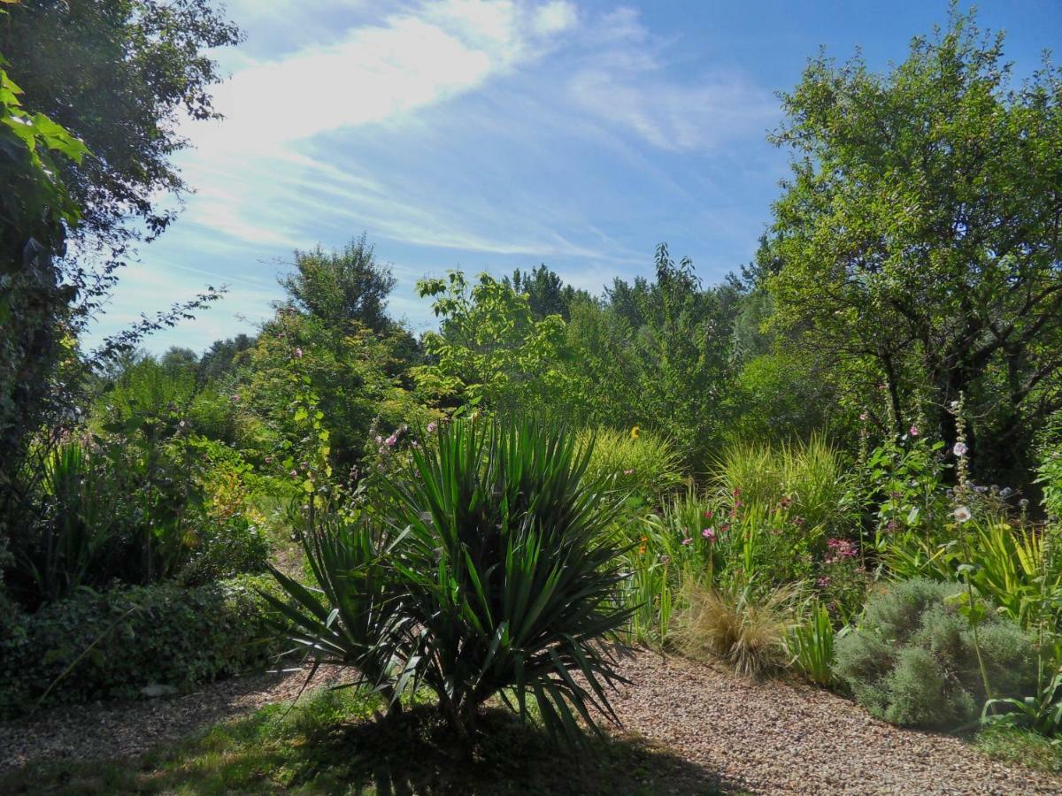 Troglodelice Bed & Breakfast Azay-le-Rideau Bagian luar foto