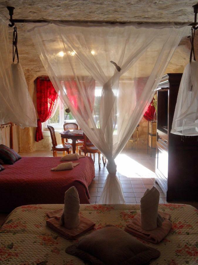 Troglodelice Bed & Breakfast Azay-le-Rideau Bagian luar foto