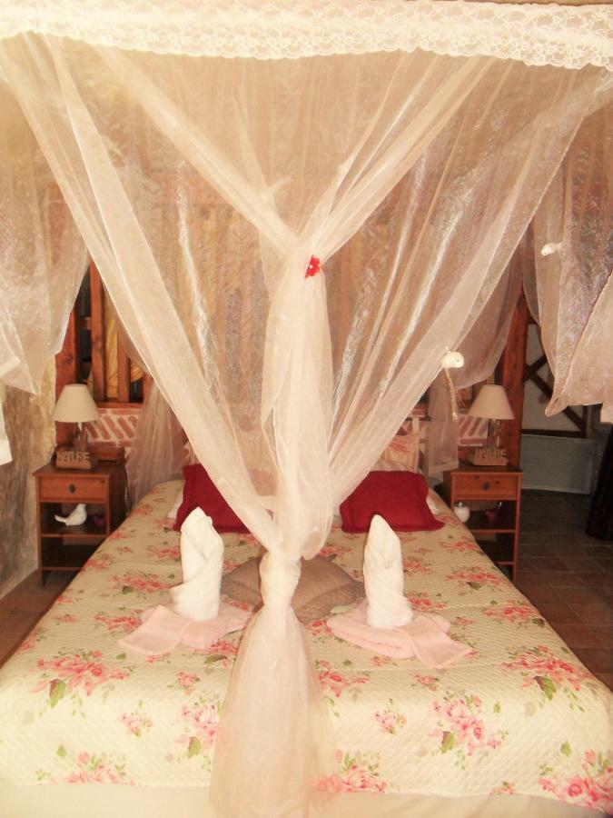 Troglodelice Bed & Breakfast Azay-le-Rideau Bagian luar foto